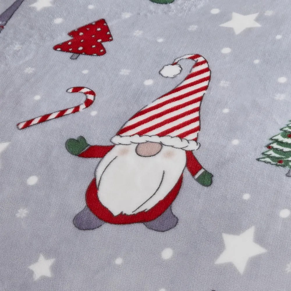 Сиво двойно удължено спално бельо от микроплюш 230x220 cm Festive Gnomes – Catherine Lansfield