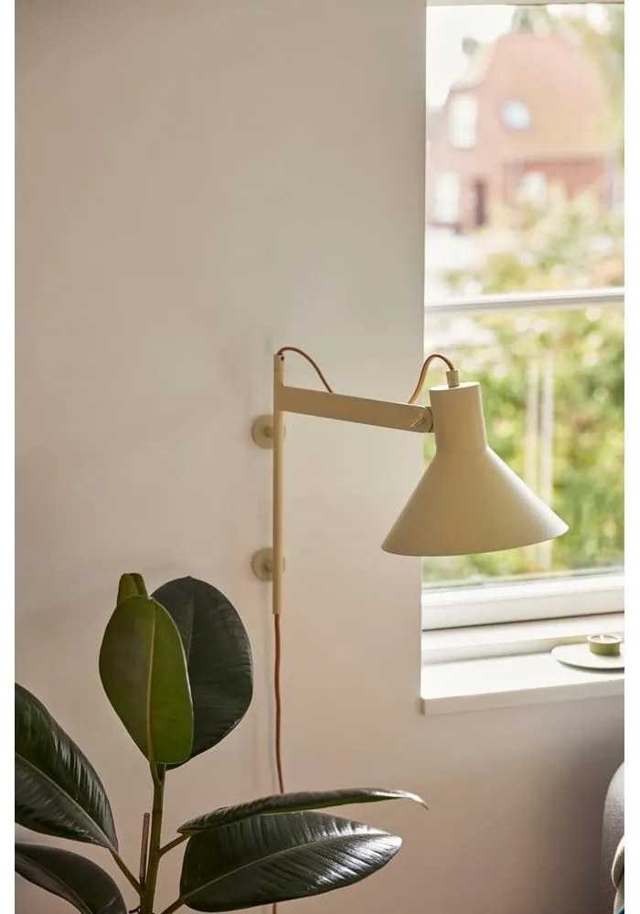 Светлозелена стенна лампа Studio – Hübsch