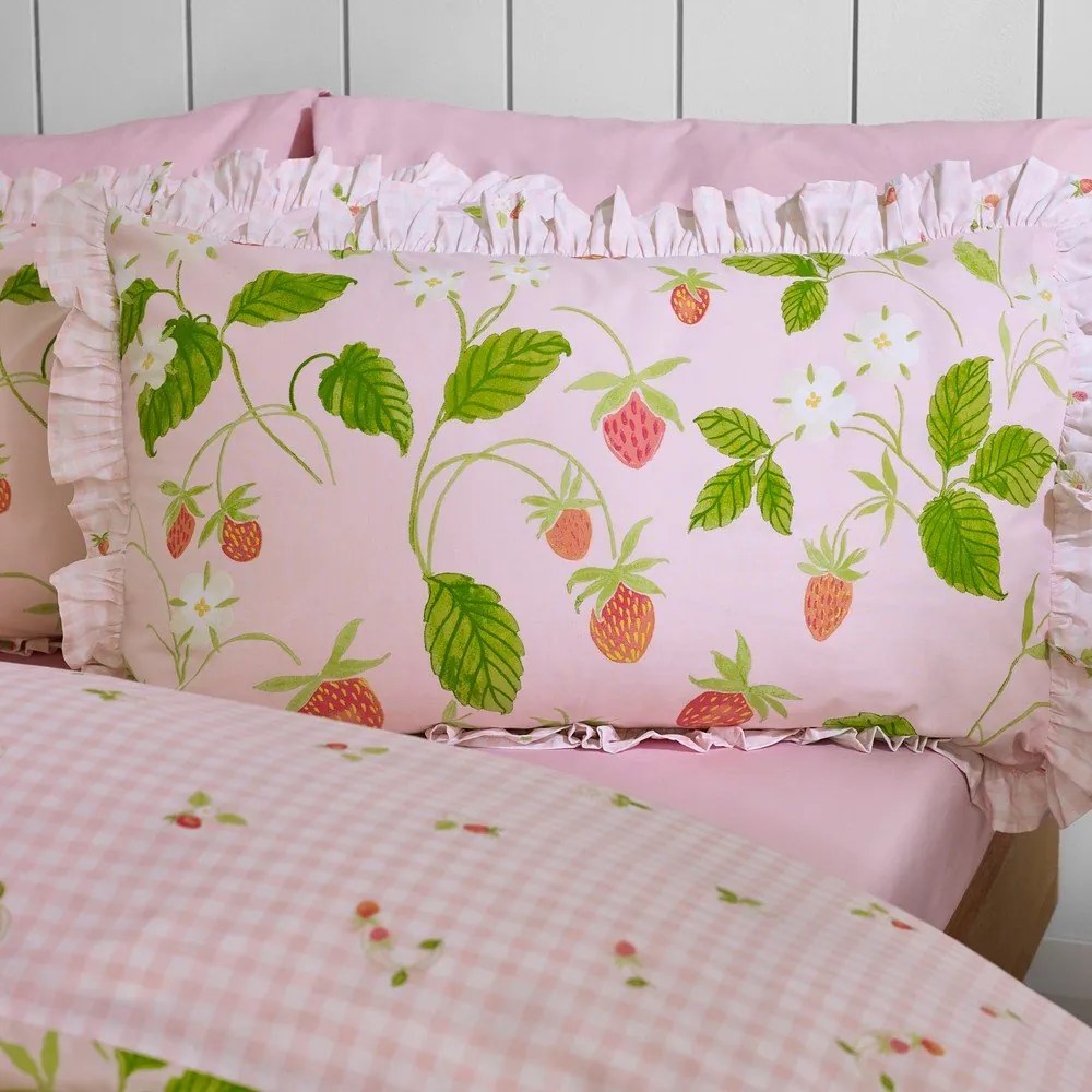 Розово единично спално бельо 135x200 cm Strawberry Frills – Catherine Lansfield