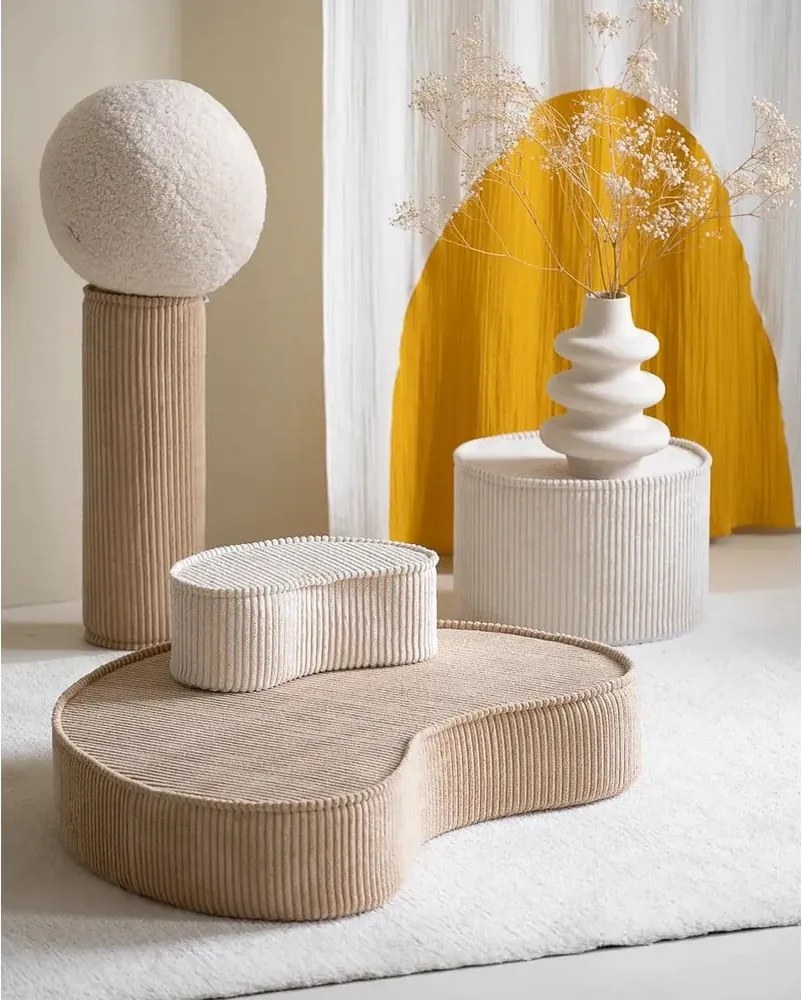 Светлокафява детска възглавница за диван от рипсено кадифе Roll – Wigiwama