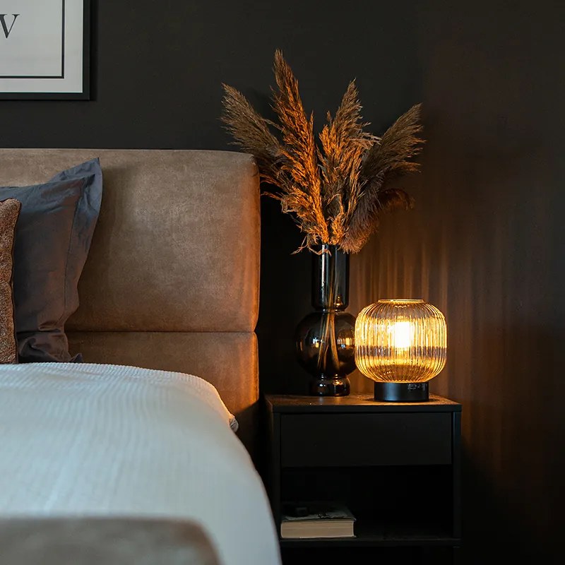 Лампа за маса в стил арт деко черна с опушено стъкло - Karel