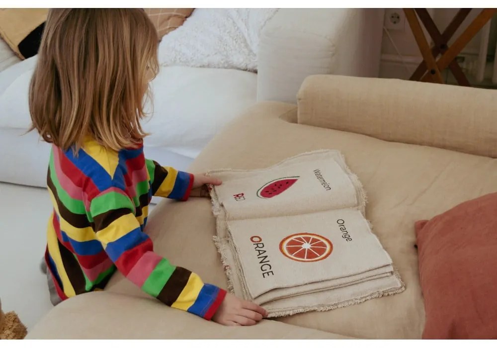 Сензорна книжка Colours – Lorena Canals