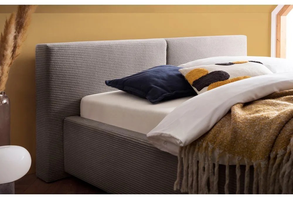 Светлокафяво двойно легло 140x200 cm тапицирано без ламелно дъно Cube – Meise Möbel