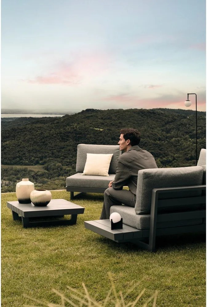 Черна метална LED затъмняваща се настолна лампа с пластмасов абажур (височина 16 cm) Cardamom – Bizzotto