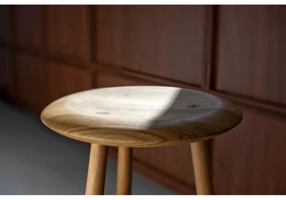 Бар стол от масивен дъб в естествен цвят (височина на седалката 75 cm) Blanc – Gazzda