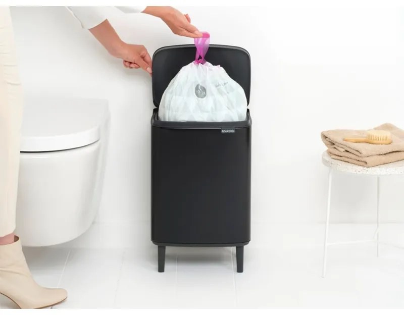 Кош за боклук Brabantia Bo Small Hi 1006649, 12 л, Плавно и безшумно отваряне, Черен мат