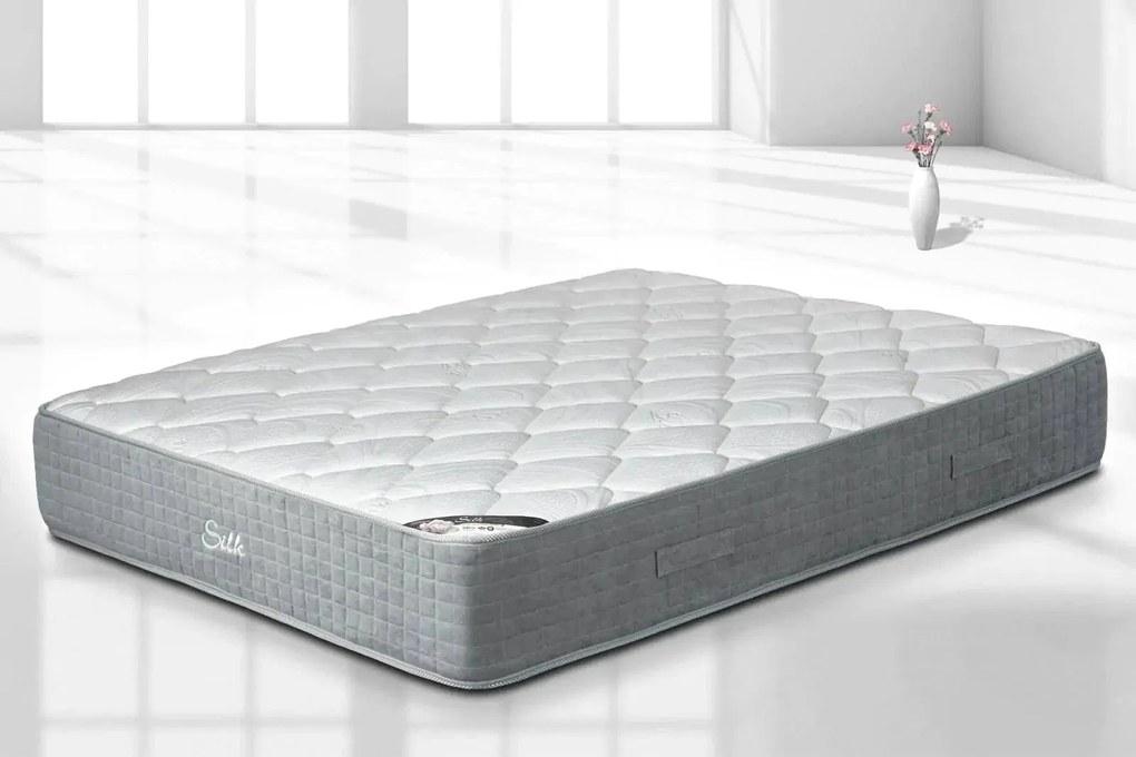 Двулицев матрак Silk