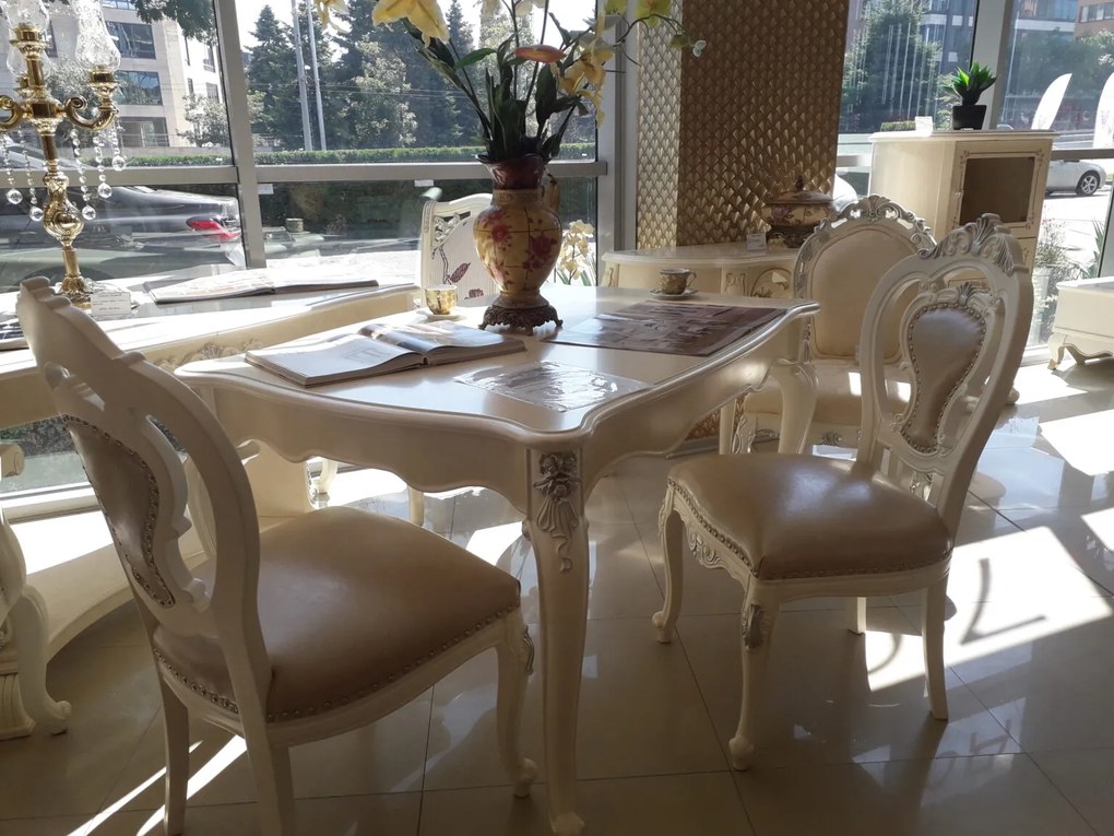 Трапезарна маса CL 005, серия Chanel, в стил Рококо