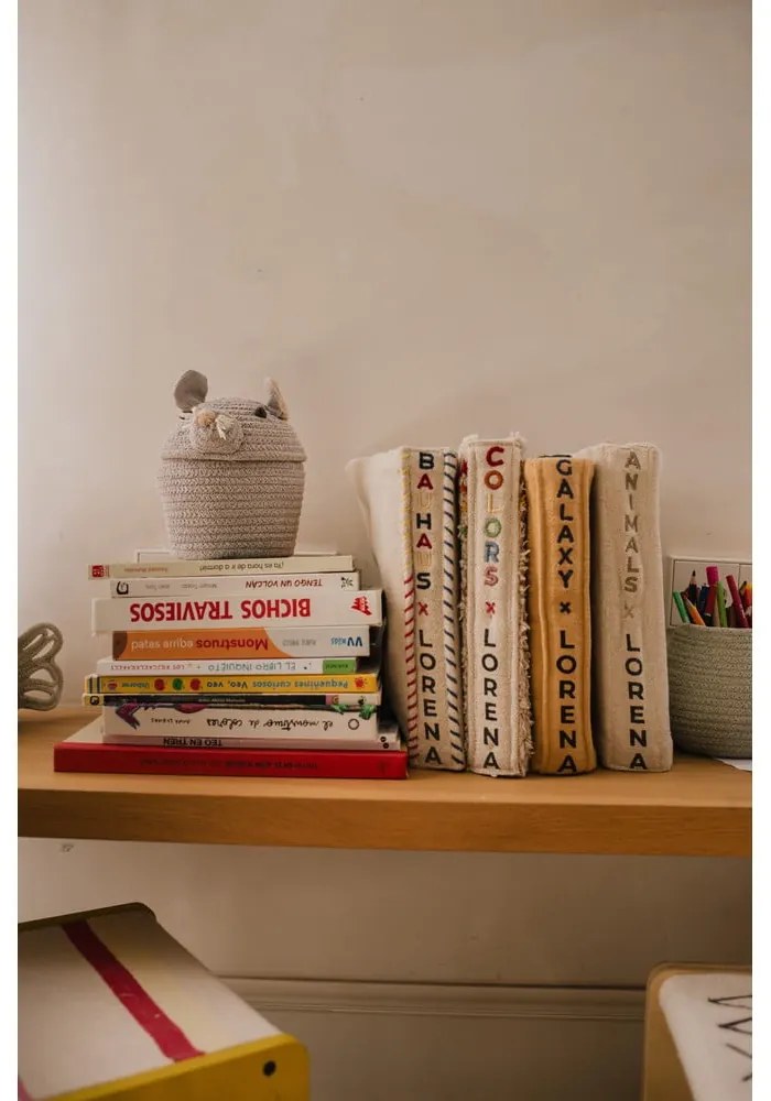 Сива текстилна детска кошница за играчки ø 15x15 cm Mini Renata the Rat – Lorena Canals