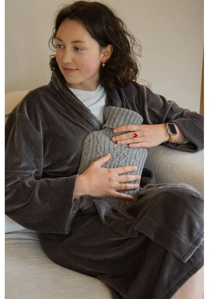 Сива хавлия от микроплюш размер S/M Elena – Tiseco Home Studio