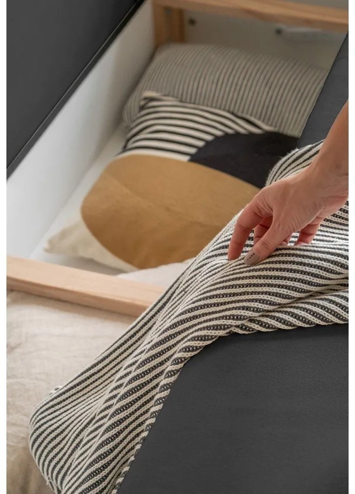 Тъмносив разтегателен диван 237 cm Wilson – Miuform