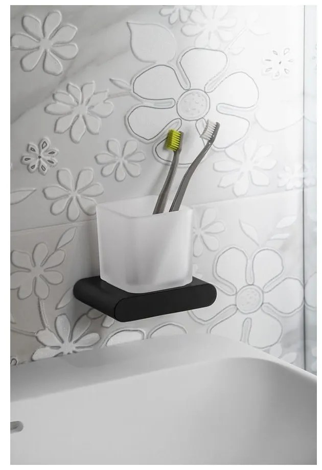 Матово черна стенна стъклена чаша за четки за зъби Flori – Sapho