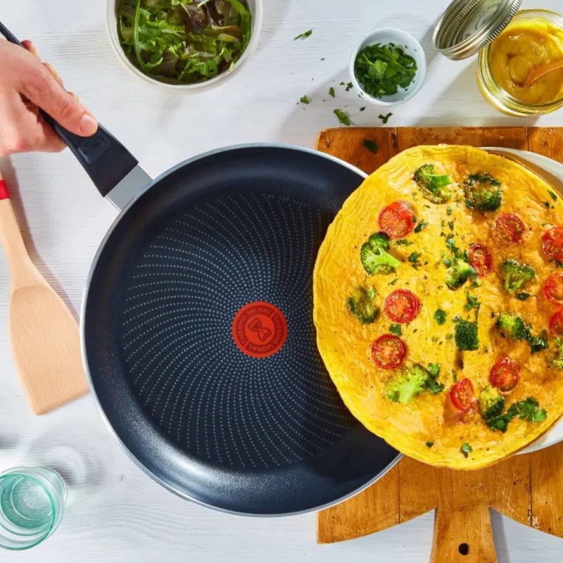 Тиган Tefal C2720553 Start&Cook, 26 см, Титаниево покритие, Thermo-signal, Thermo-Fusion, Индукция, Черен