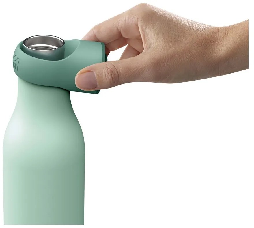 Пътническа бутилка от неръждаема стомана в цвят мента 500 мл Loop - Joseph Joseph