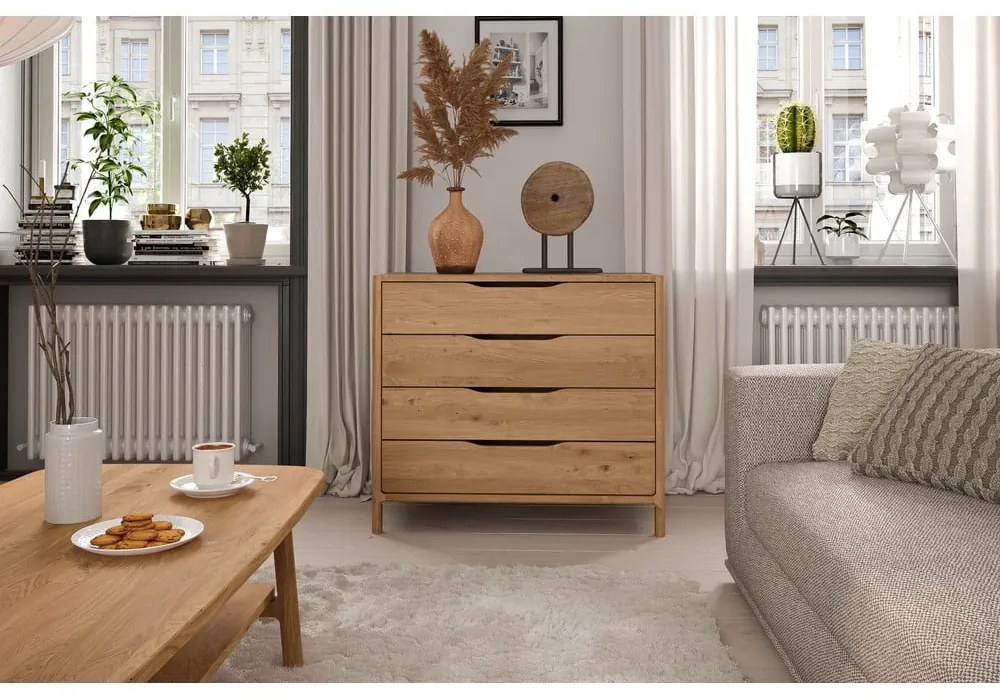 Нисък скрин от масивен дъб в естествен цвят 95x80 cm Twig – The Beds