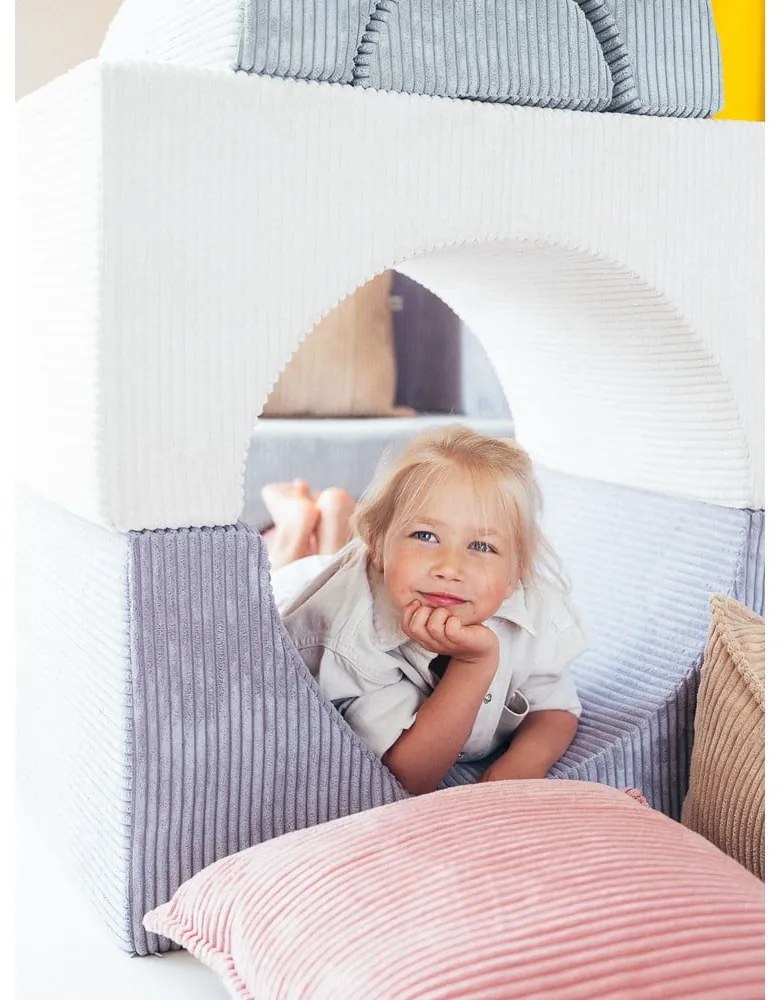 Синьо велурено игрище от пяна 75x49x37 cm Rainbow Montessori – Wigiwama