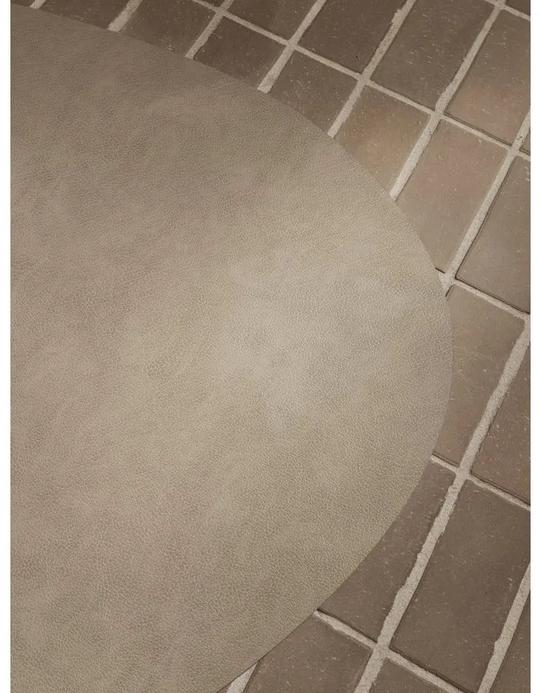 Кожa в цвят кафяв коняк 115x135 cm Curve XXXL Bull – LIND DNA