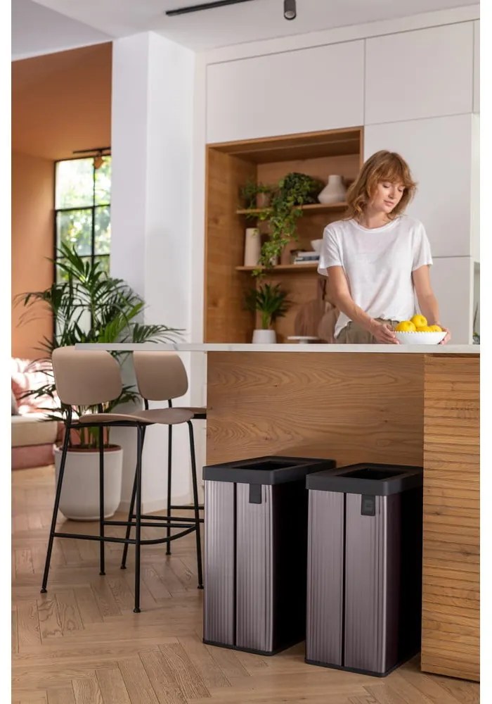 Розово кошче за боклук за рециклиране от рециклирана пластмаса 54 l Verto Recycle – Curver