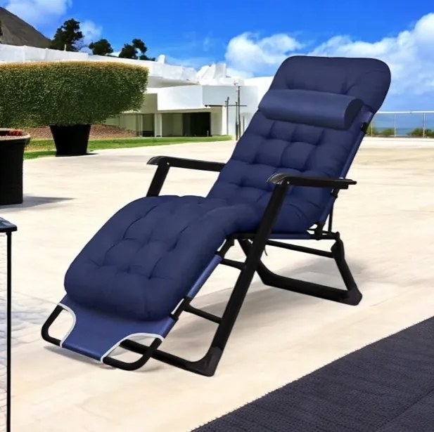 Градински шезлонг с черна рамка и възглавница Син