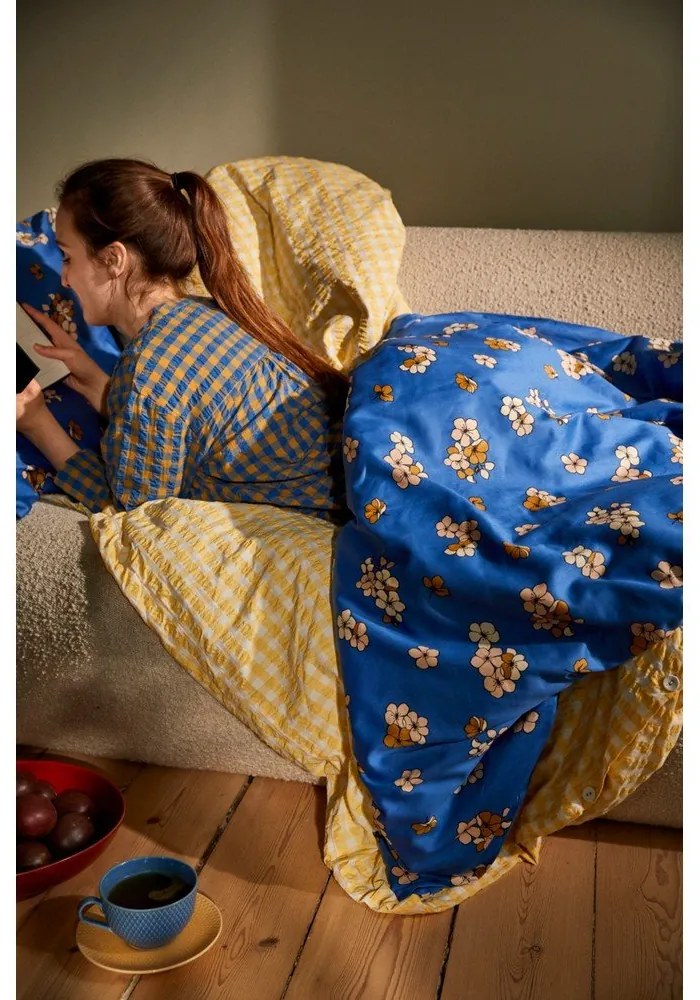 Жълто и бяло удължено крепирано спално бельо за единично легло 140x220 cm Bæk&amp;Bølge - JUNA