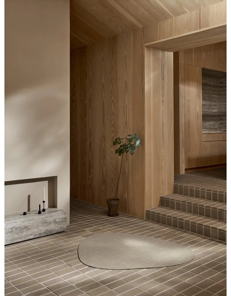 Тъмносива кожa 92x108 cm Curve XXXL Bull – LIND DNA