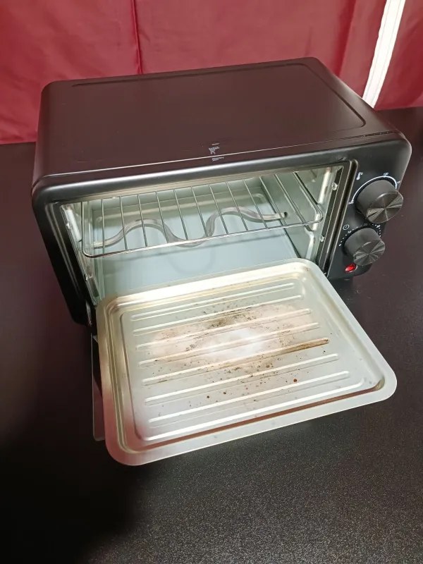 Втора ръка: Мини фурна Rosberg R51441C, 800W, 9 литра, 100-230C, Аксесоари, Черен