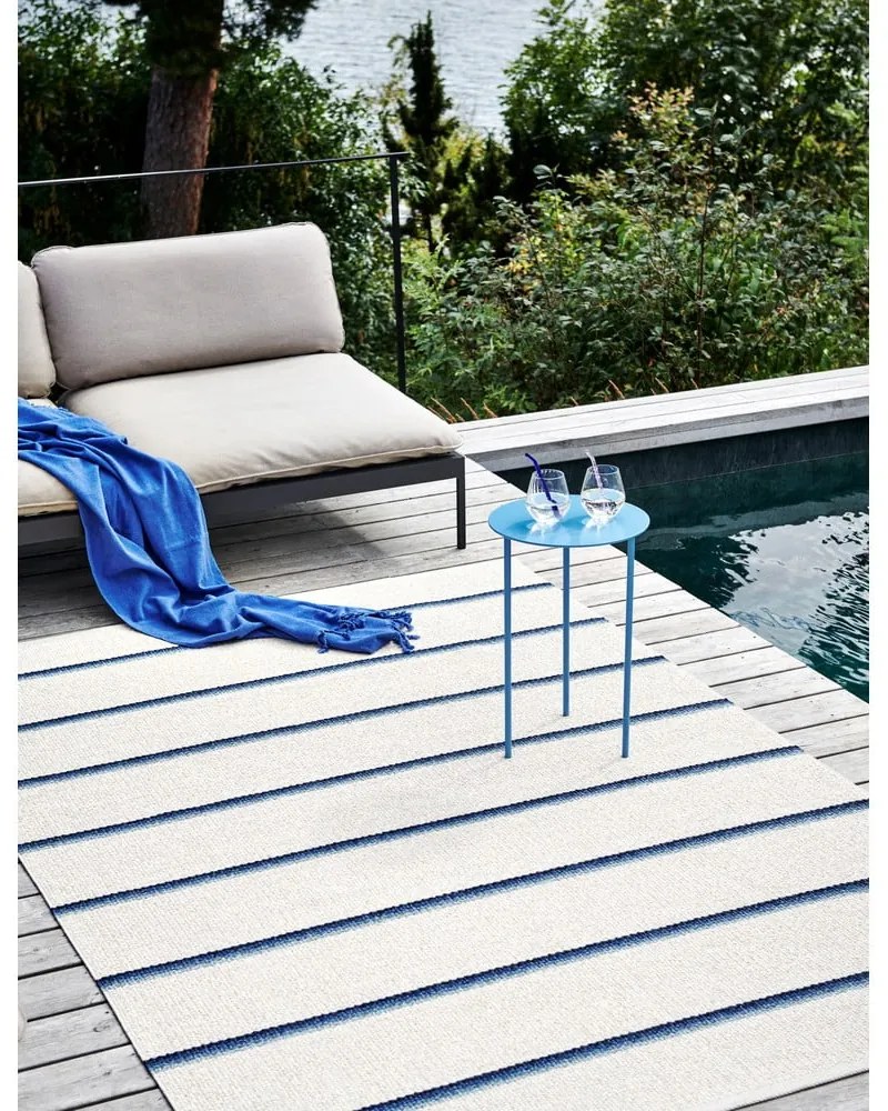 Синя и кремава пътека за открито и закрито 70x180 cm Olle Blue Vanilla – Pappelina