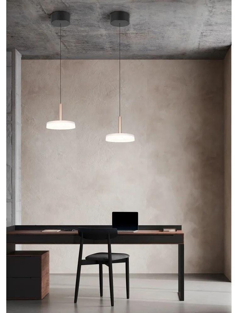 Черно-бяло и златисто LED затъмняващо се висящо осветително тяло със стъклен абажур ø 22 cm Celeste – Trio