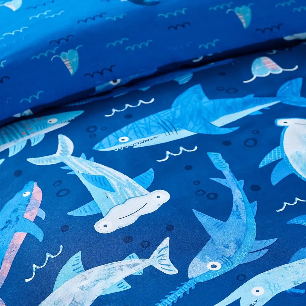 Синьо единично детско спално бельо 135x200 cm Jawsome Shark – Catherine Lansfield