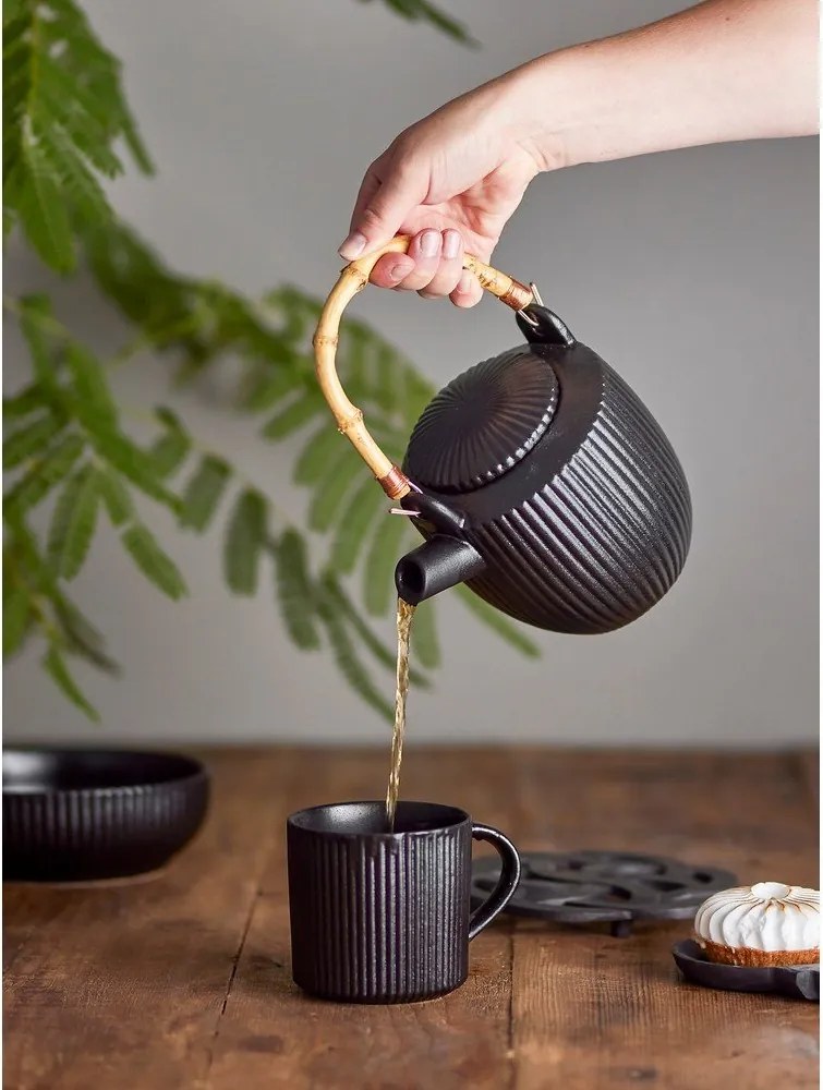 Черен глинен чайник 850 ml Neri – Bloomingville