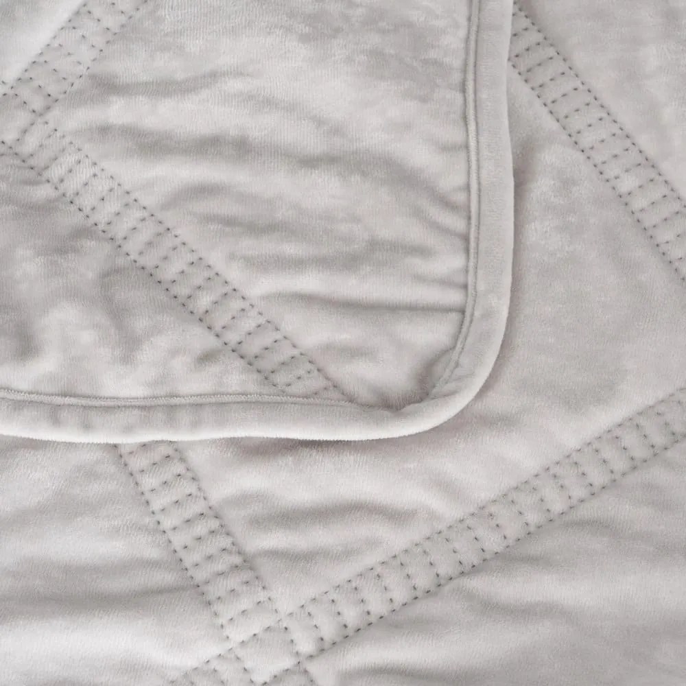 Кремаво капитонирано покривало за легло 230x260 cm – Ixia