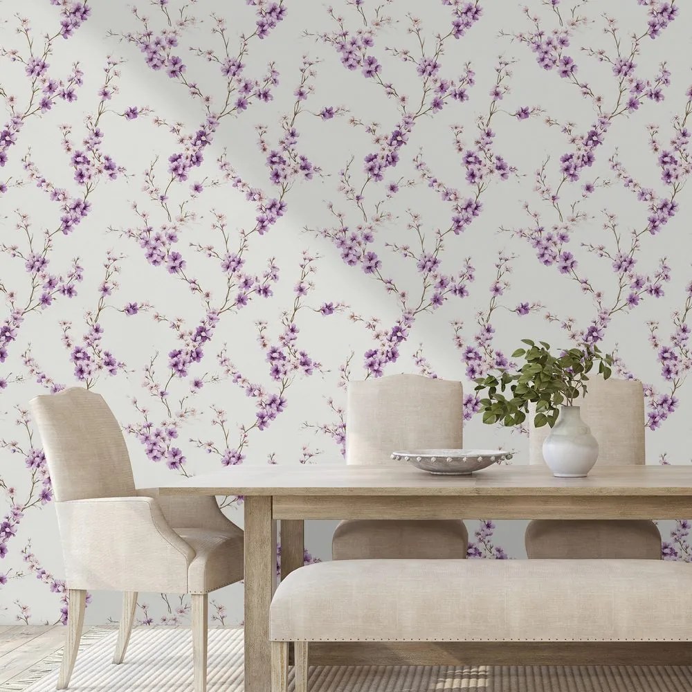 Тапет – Лилави цветя на светъл фон