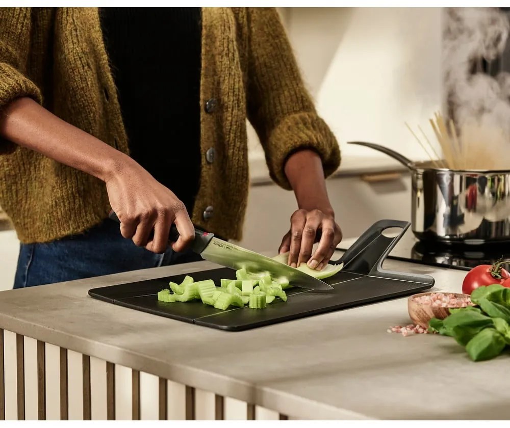Дъска за рязане 21x38 cm Chop2Pot – Joseph Joseph