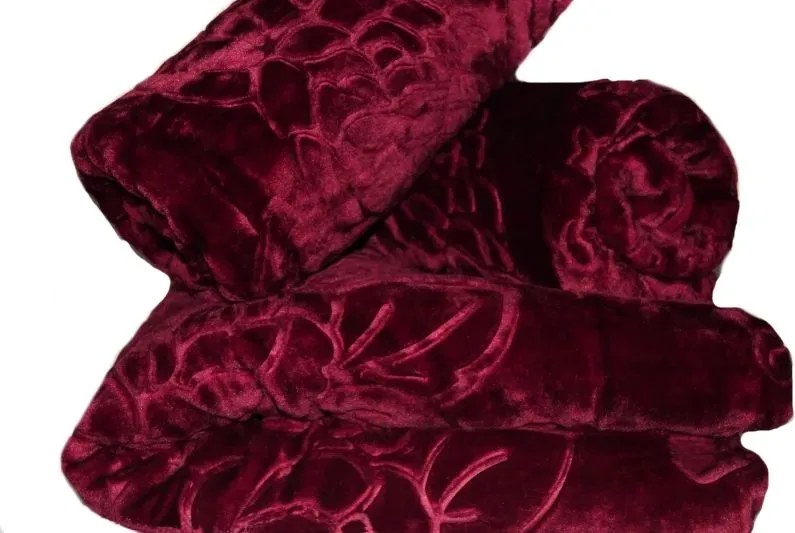 Комплект калъфки за диван и фотьойл с релефна шарка - бордо Ширина: 160 см | Дължина: 210 см