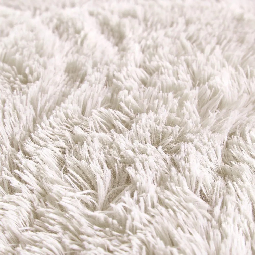 Бяло спално бельо за двойно легло от микроплюш 200x200 cm Cuddly - Catherine Lansfield