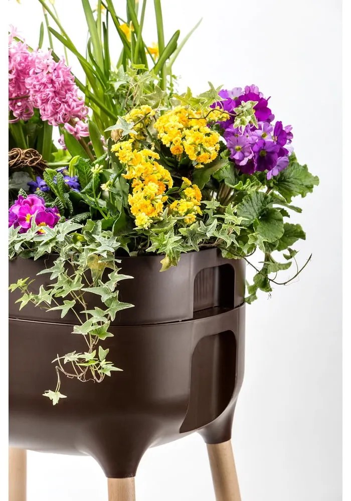 Пластмасов самонапояващ се съд за отглеждане на растения Urbalive – Plastia