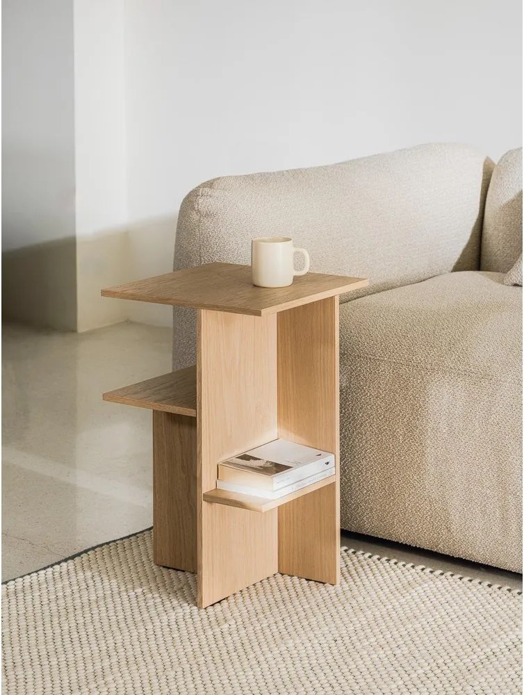 Нощно шкафче от декор от дъб с рафтове в естествен цвят Atik – noo.ma