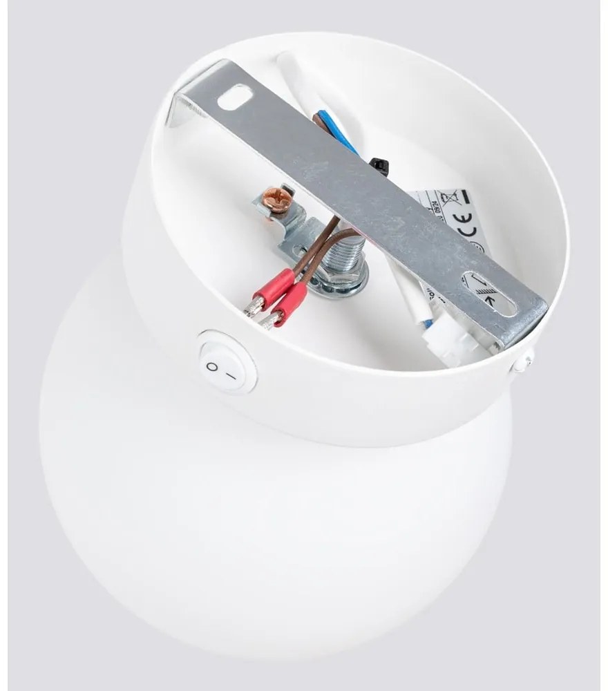 Бяла стенна лампа Blaze – Sollux