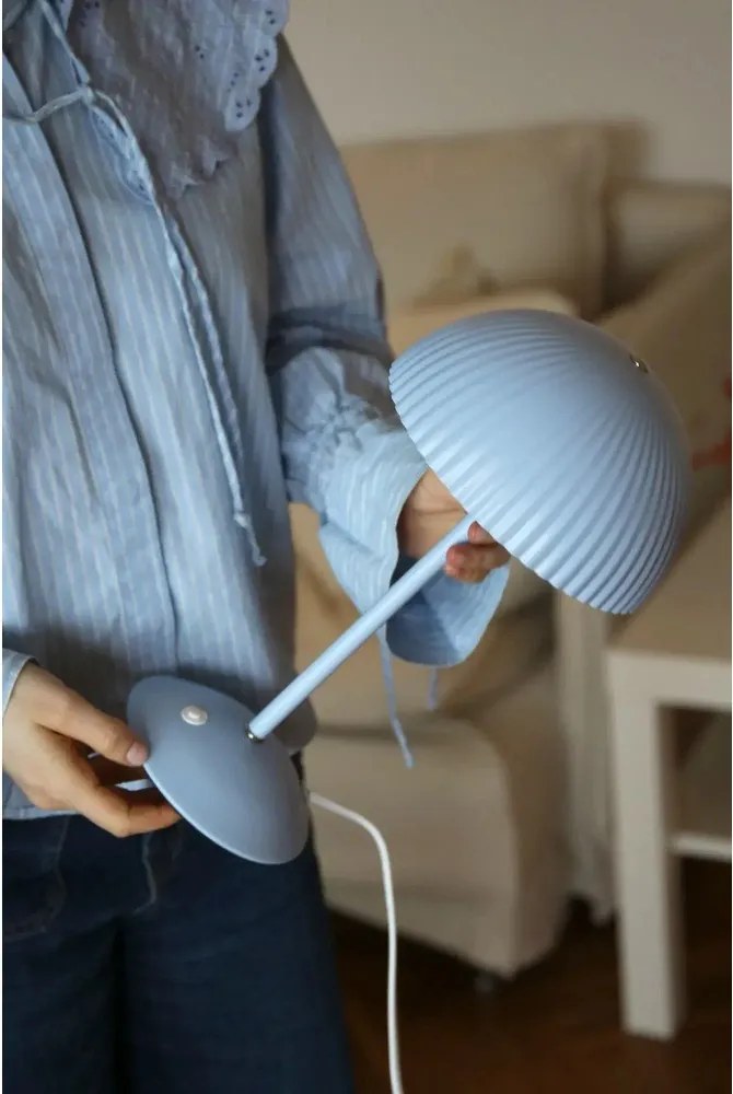 Синя метална настолна лампа с метален абажур (височина 33,5 cm) Zin – Markslöjd