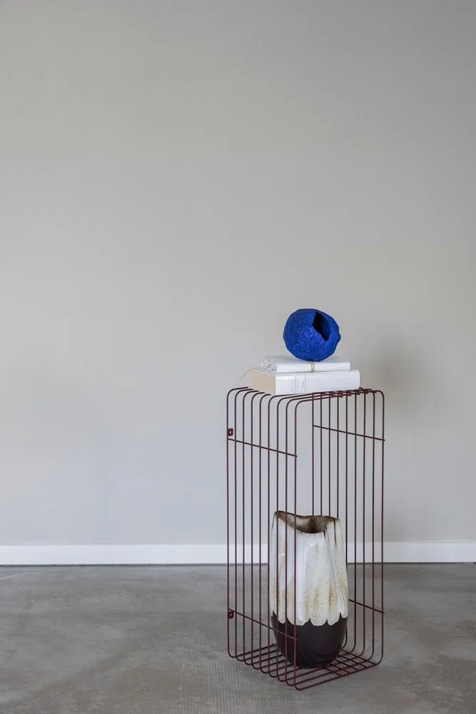 Бордо на няколко нива метален стенен рафт 70 cm Wire – Mette Ditmer Denmark