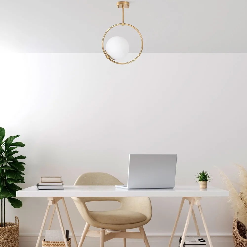 Бяло/в месингов цвят осветително тяло за таван със стъклен абажур 39x26 cm Dolunay – Opviq lights