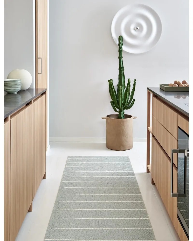 Светлозелена пътека за открито и закрито 70x270 cm Carl Sage – Pappelina