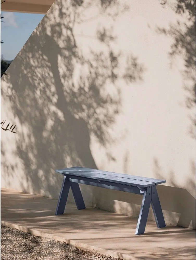 Синя градинска пейка от масивно дърво Navo – noo.ma