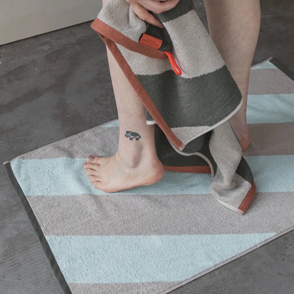 Килим за баня от органичен памук в цвят мента 50x80 cm Diagonal – Mette Ditmer Denmark