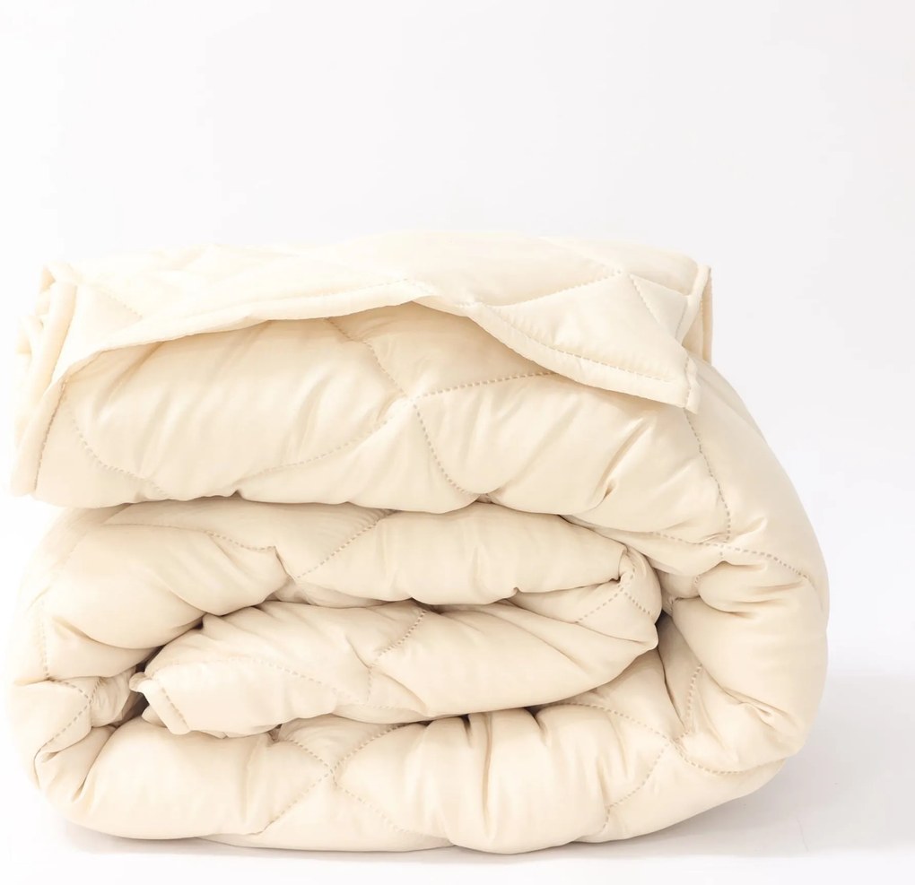 Лятна олекотена завивка за спалня Елинор Екрю 200/210 см.