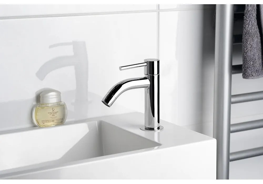 Вентил за мивка в лъскаво-сребрист цвят Small – Sapho