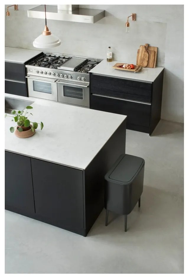 Матово-черно стоманено кошче за боклук за рециклиране, отваряне с докосване 34 l Bo Touch Bin – Brabantia