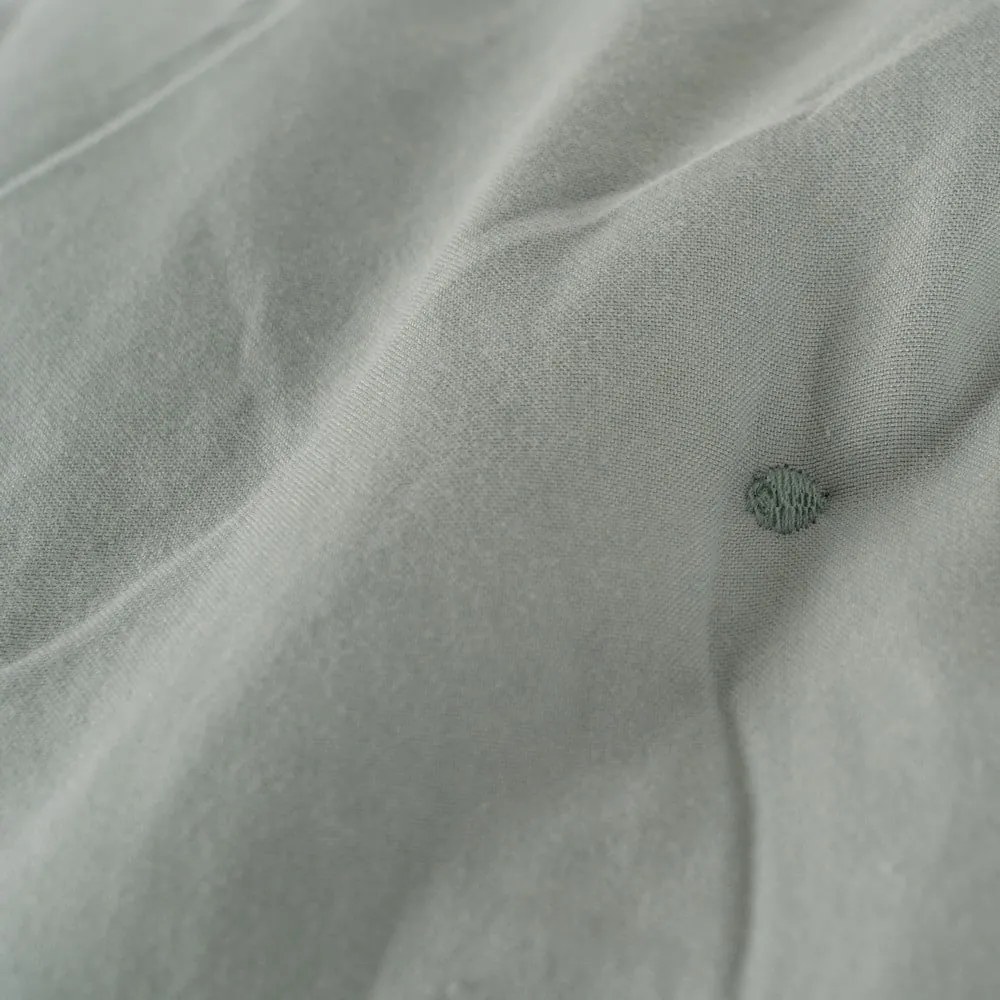 Сиво-зелено капитонирано покривало за легло 230x280 cm – Ixia