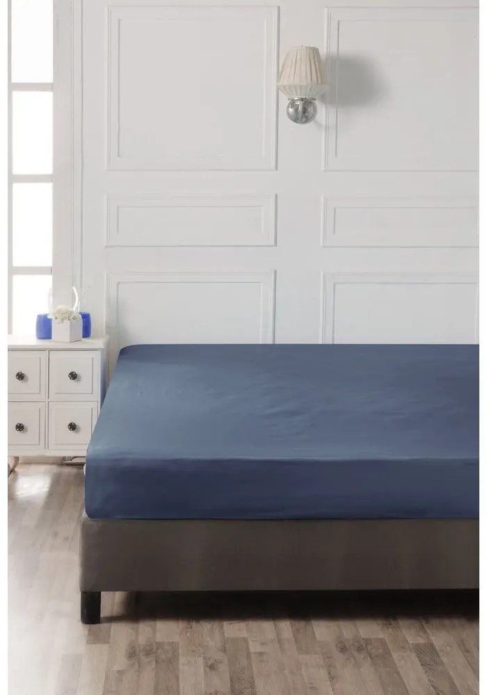 Тъмносин еластичен памучен чаршаф 140x200 cm – Mijolnir