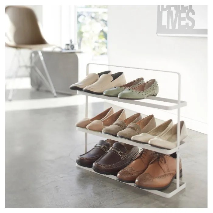 Бяла метална стойка за обувки Tower – YAMAZAKI